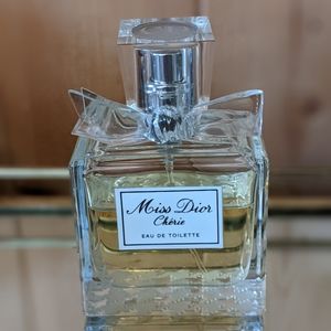Miss Dior Cherie Perfume